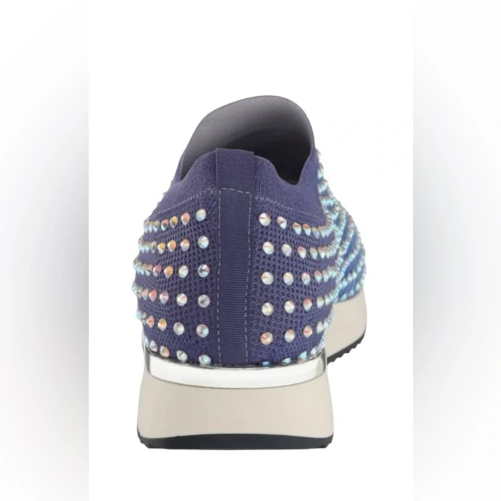 KENNETH COLE Reaction Rhinestone Sneakers Size 9 NEW